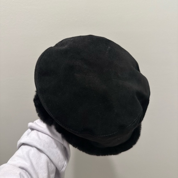 Eric Javits Black Faux Fur Bucket Hat - Picture 4 of 6